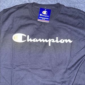 Navy Champion tee size S